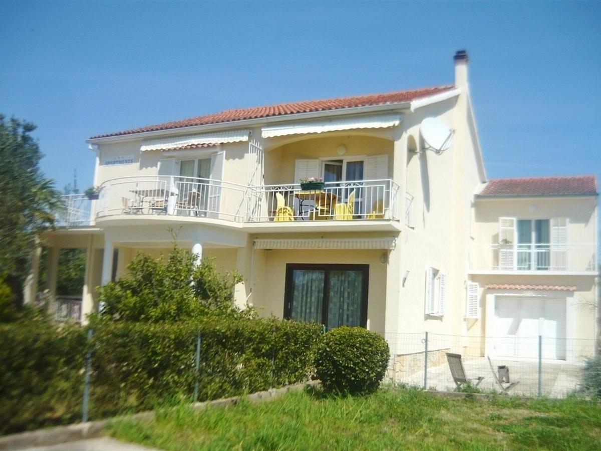 Apartments & Rooms Boris Sukošan Buitenkant foto